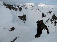Salita al Venturosa da una via insolita e impegnativa e al Cancervo ancora con tanta neve il 4 aprile 09 - FOTOGALLERY